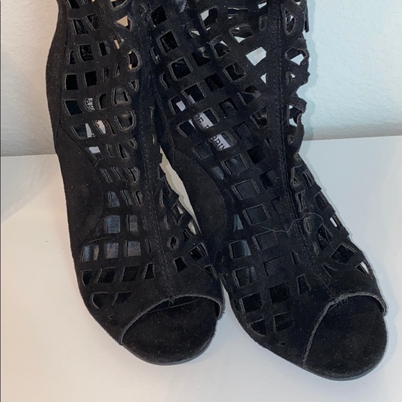 Peep toe thigh high lattice boots - Picture 4 of 6